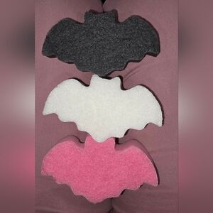 Set of Bat-Shaped Sponges in Gray, White, and Pink